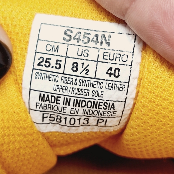 Asics Women’s 8.5 Gel Muse Fit Running Shoes - Picture 10 of 10